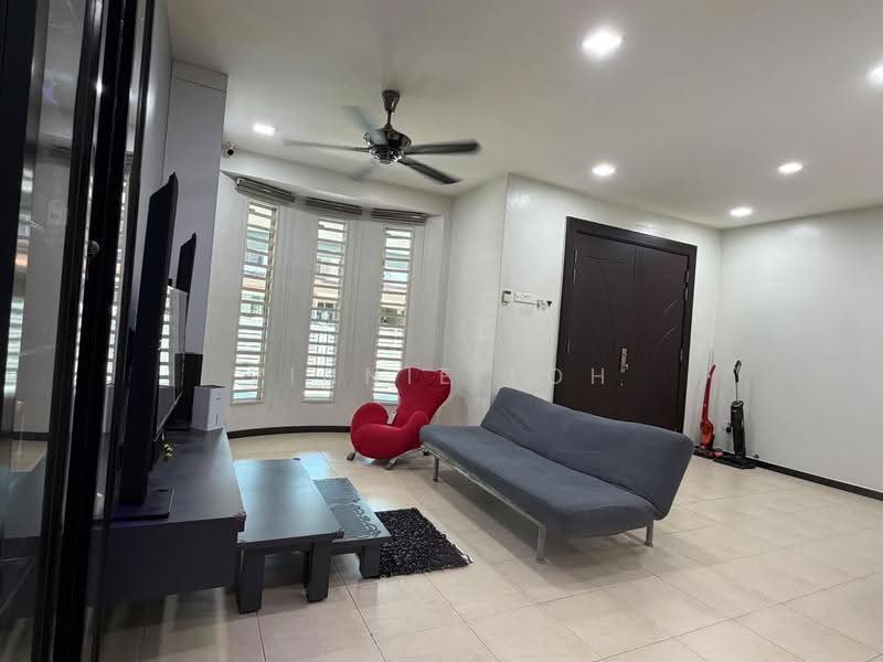 2-storey Terraced House for Sale in Taman Merpati Indah (Simpang Ampat) - Vinnie Loh - Living Room - PropertyGuru.com.my