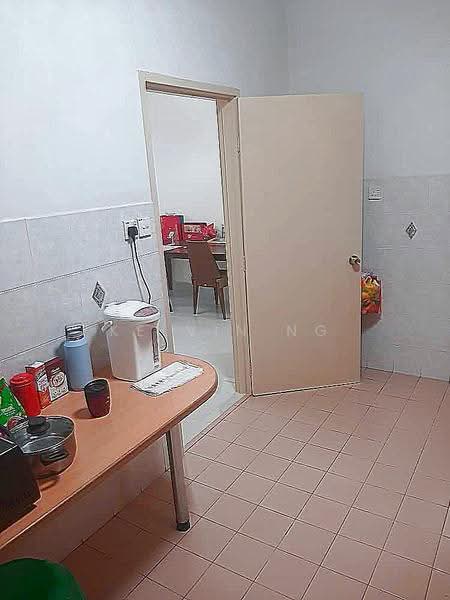 Apartment for Sale at Suria Kipark Damansara - Kelvin Ng - Kitchen - PropertyGuru.com.my