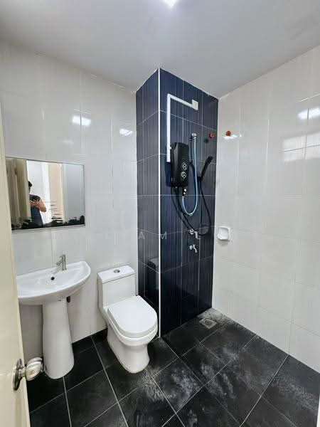 Rumah Teres 2-Tingkat untuk Disewa di Taman Mutiara Rini (Skudai) - William Loke - Bathroom - PropertyGuru.com.my