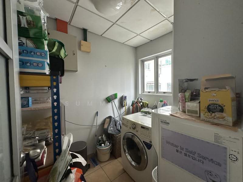 Kediaman Servis untuk Dijual di Kiara Designer Suites - Summer Tan - Interior - PropertyGuru.com.my
