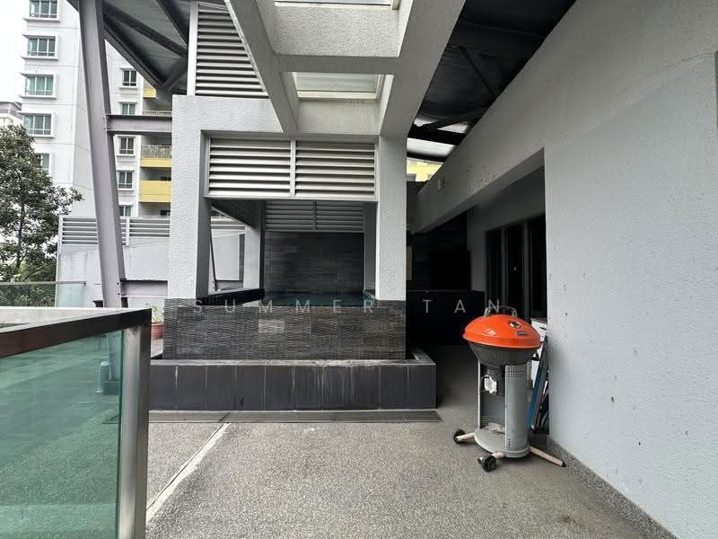 Kediaman Servis untuk Dijual di Kiara Designer Suites - Summer Tan - Exterior - PropertyGuru.com.my