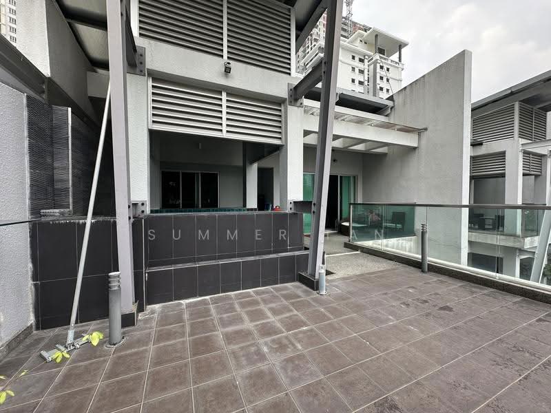 Kediaman Servis untuk Dijual di Kiara Designer Suites - Summer Tan - Exterior - PropertyGuru.com.my