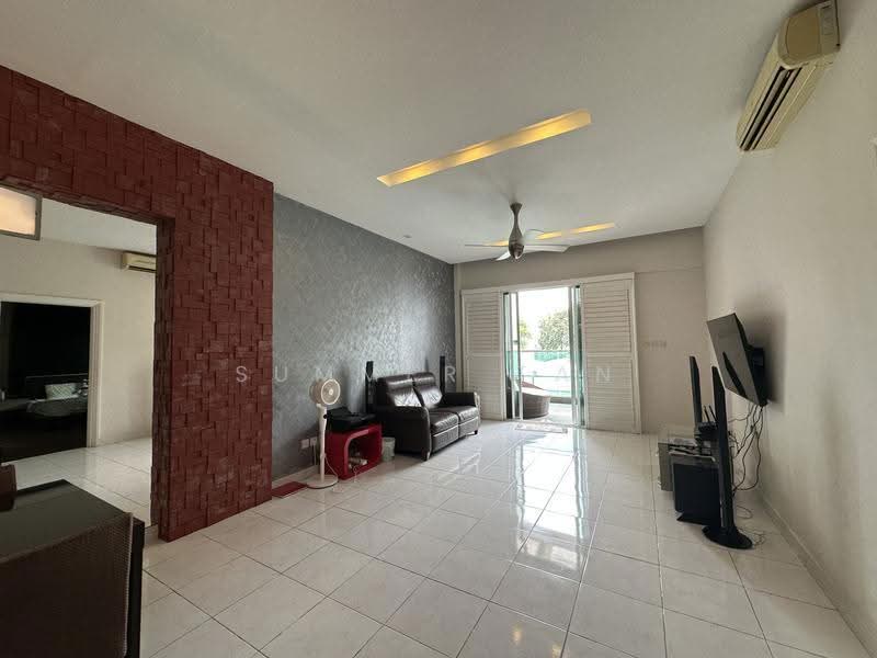 Kediaman Servis untuk Dijual di Kiara Designer Suites - Summer Tan - Living Room - PropertyGuru.com.my