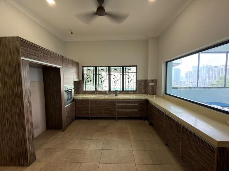 Rumah Banglo untuk Dijual di Alam Damai (Cheras) - Hugo Gooi - Kitchen - PropertyGuru.com.my