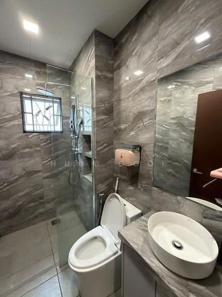 Rumah Banglo untuk Dijual di Alam Damai (Cheras) - Hugo Gooi - Bathroom - PropertyGuru.com.my