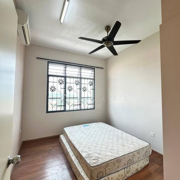 Apartment for Rent at Nusa Heights (Nusa Puncak) - Nicholas Low - Bedroom - PropertyGuru.com.my