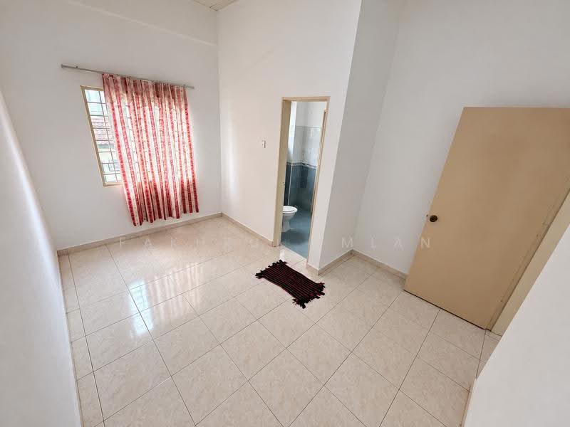 2-storey Terraced House for Sale in Taman Seremban Jaya (Rantau) - Fakhrul Imlan - Interior - PropertyGuru.com.my