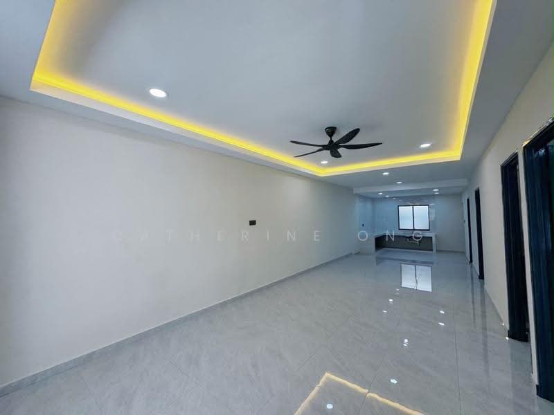 Rumah Teres 1-Tingkat untuk Dijual di Taman Abad (Johor Bahru) - Catherine Ong - Living Room - PropertyGuru.com.my