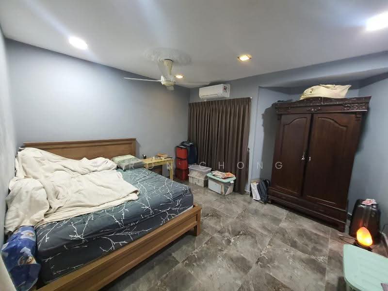 2-storey Terraced House for Sale in TAMAN PUCHONG UTAMA (Puchong) - Aaron Chong - Bedroom - PropertyGuru.com.my