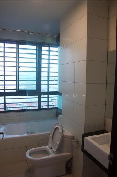 Condominium for Rent at Marinox Sky Villas - Ivy Yeoh - Bathroom - PropertyGuru.com.my