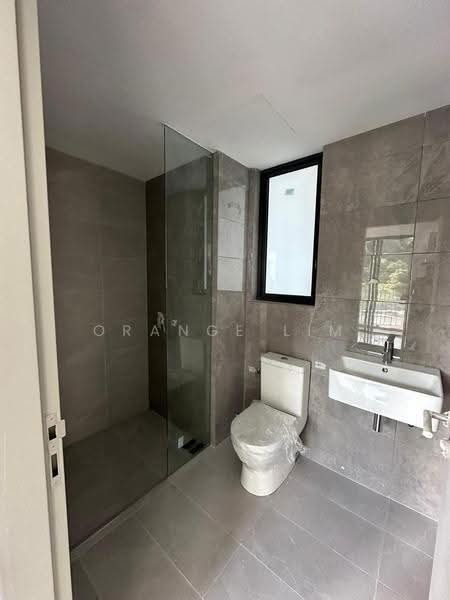 Pangsapuri untuk Dijual di Sfera - Orange Lim - Bathroom - PropertyGuru.com.my