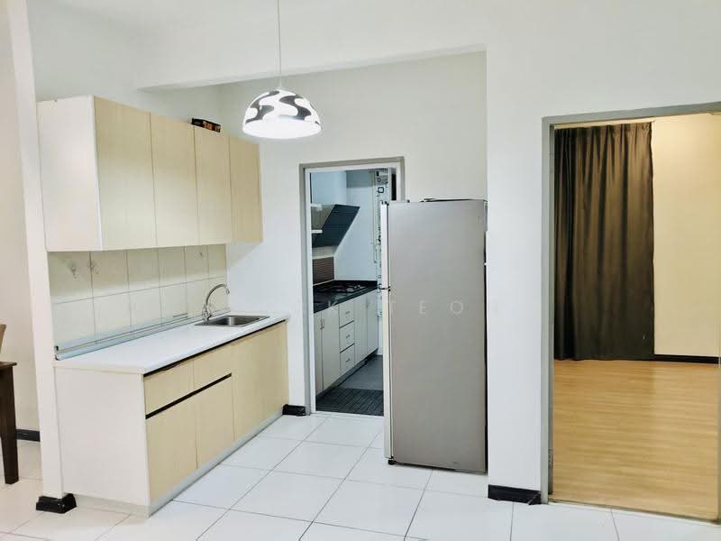 Apartment for Rent at E Residence @ Telipok - Arick Teoh - Kitchen - PropertyGuru.com.my