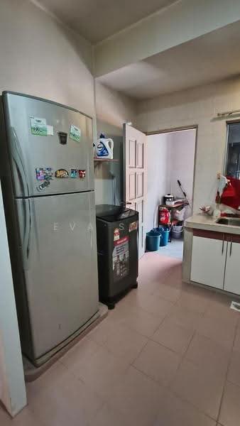 1-storey Terraced House for Sale in Bukit Indah (Iskandar Puteri (Nusajaya)) - Eva Siow - Kitchen - PropertyGuru.com.my