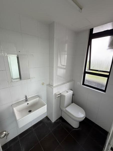 Kondominium untuk Disewa di Unipark Condominium - Raymond Ng - Bathroom - PropertyGuru.com.my