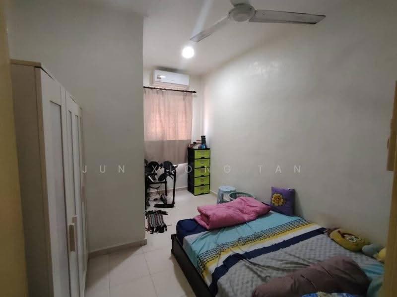 Rumah Teres 2-Tingkat untuk Dijual di Taman Nusa Indah (Iskandar Puteri (Nusajaya)) - Jun Xiong Tan - Bedroom - PropertyGuru.com.my