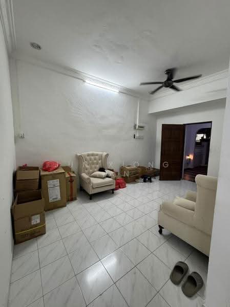 1-storey Terraced House for Sale in Taman Sri Kulai Baru (Kulai) - Jun Xiong Tan - Living Room - PropertyGuru.com.my