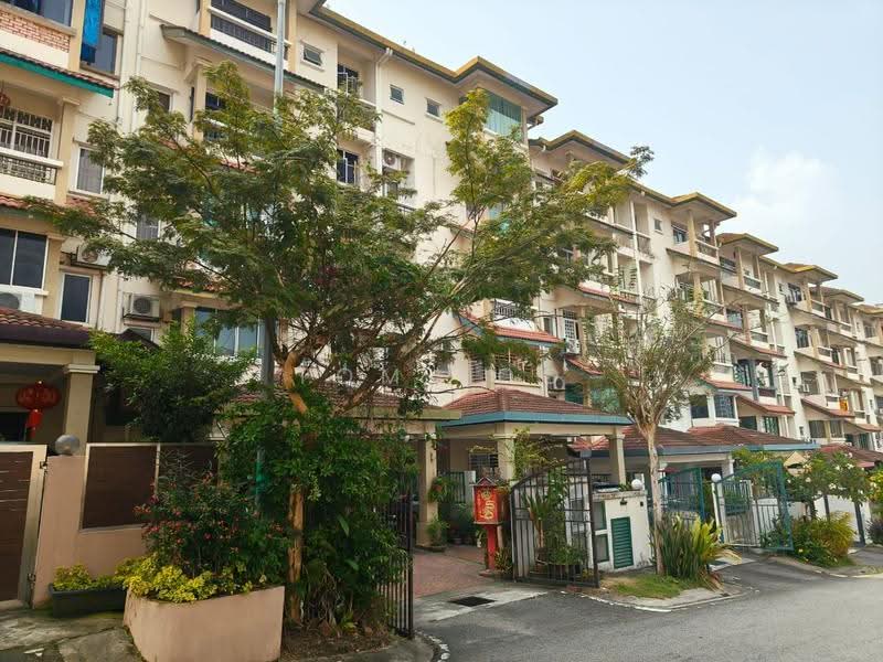 Townhouse for Sale in Taman Lagenda Mas (Cheras) - Tom Foo - Exterior - PropertyGuru.com.my
