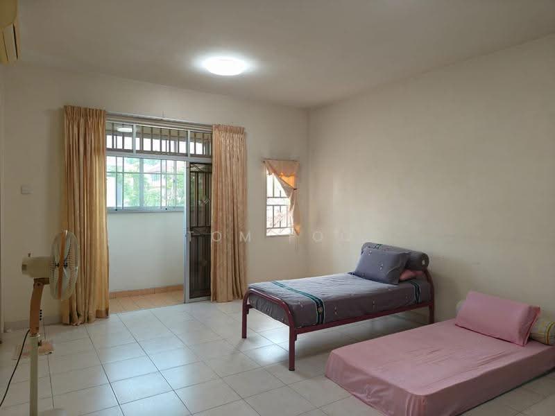 Townhouse for Sale in Taman Lagenda Mas (Cheras) - Tom Foo - Bedroom - PropertyGuru.com.my