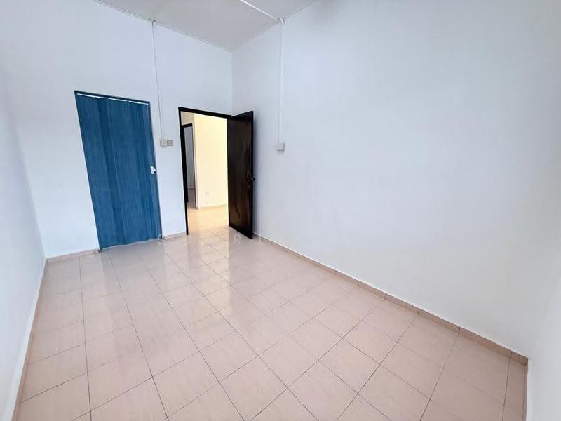 1-storey Terraced House for Sale in Johor Bahru (Johor) - Sherlin To - Interior - PropertyGuru.com.my