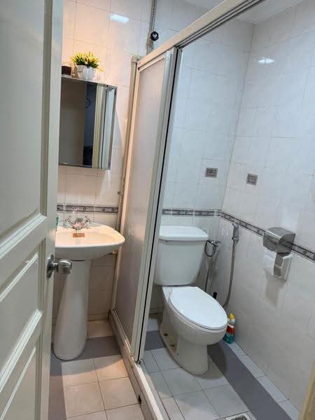 Condominium for Rent at Corinthian Condominium - Erik Nyon - Bathroom - PropertyGuru.com.my