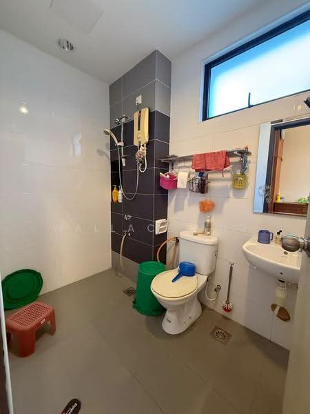 Banglo Pautan untuk Dijual di Taman Adda Heights (Tebrau) - Wallace Ang - Bathroom - PropertyGuru.com.my