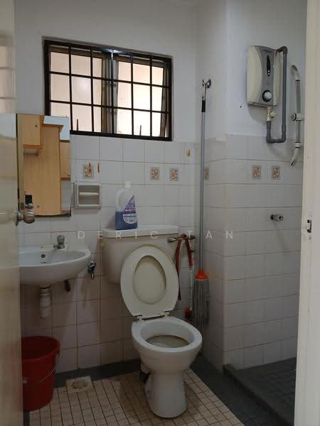 Apartment for Sale at Seri Kasturi - Deric Tan - Bathroom - PropertyGuru.com.my