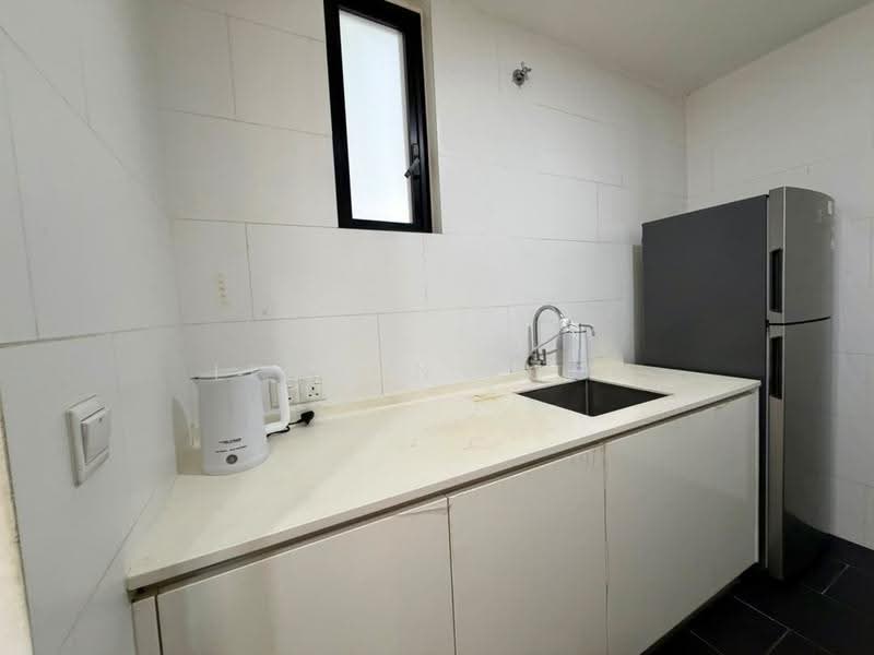 Kediaman Servis untuk Disewa di SqWhere Service Apartments - Lennon Poon - Kitchen - PropertyGuru.com.my