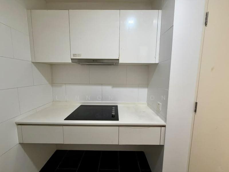 Kediaman Servis untuk Disewa di SqWhere Service Apartments - Lennon Poon - Kitchen - PropertyGuru.com.my