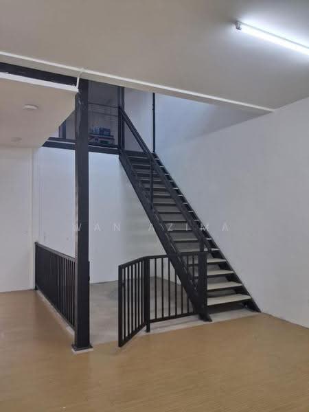 Shop for Rent in Saujana Utama (Puncak Alam) - Wan Azima - Interior - PropertyGuru.com.my