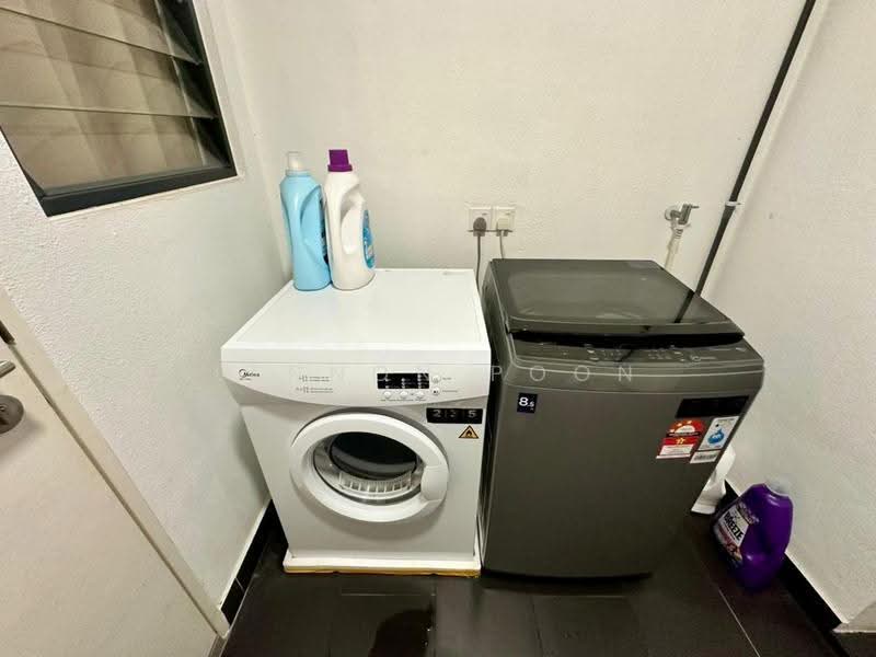 Kediaman Servis untuk Disewa di SqWhere Service Apartments - Lennon Poon - Interior - PropertyGuru.com.my