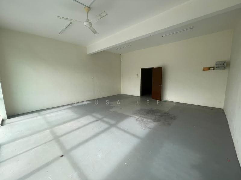 Shop for Rent in Pusat Perdagangan Danga Utama (Johor Bahru) - Sausa Lee - Interior - PropertyGuru.com.my