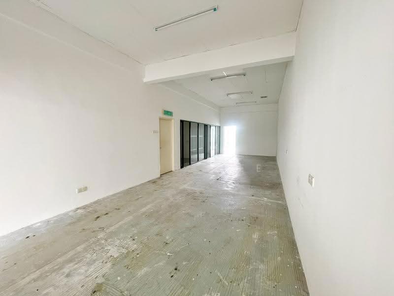 Shop for Rent in Pusat Perdagangan Danga Utama (Johor Bahru) - Sausa Lee - Interior - PropertyGuru.com.my