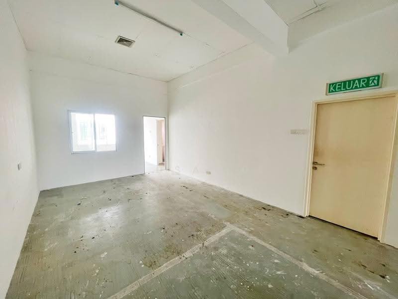 Shop for Rent in Pusat Perdagangan Danga Utama (Johor Bahru) - Sausa Lee - Interior - PropertyGuru.com.my