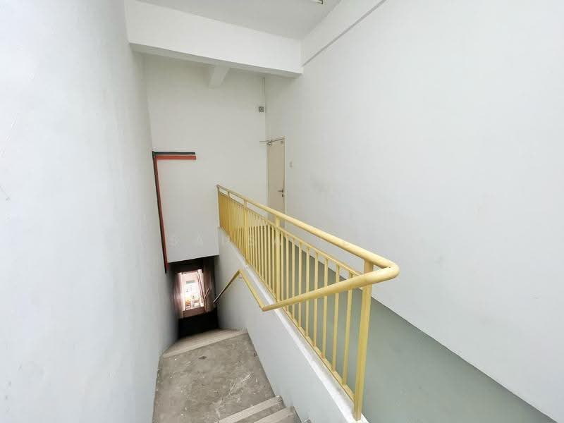 Shop for Rent in Pusat Perdagangan Danga Utama (Johor Bahru) - Sausa Lee - Corridor - PropertyGuru.com.my