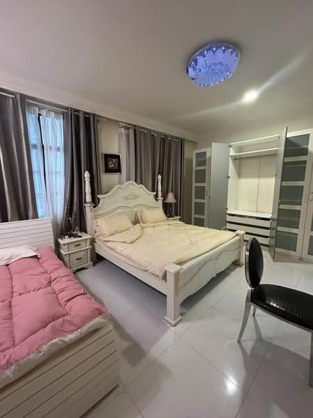 Condominium for Rent at Corinthian Condominium - Apollo Ng - Bedroom - PropertyGuru.com.my