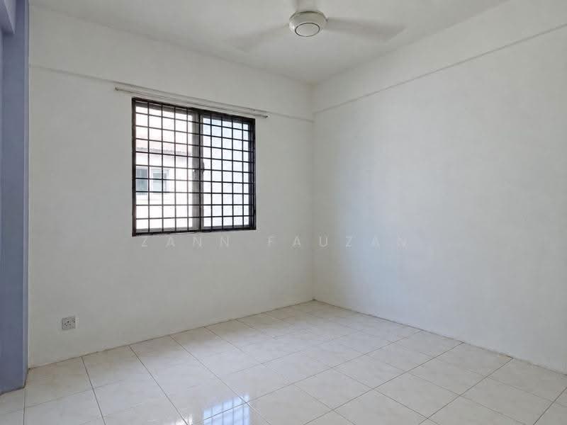 Pangsapuri untuk Dijual di Mawar Apartment - Zann Fauzan - Interior - PropertyGuru.com.my