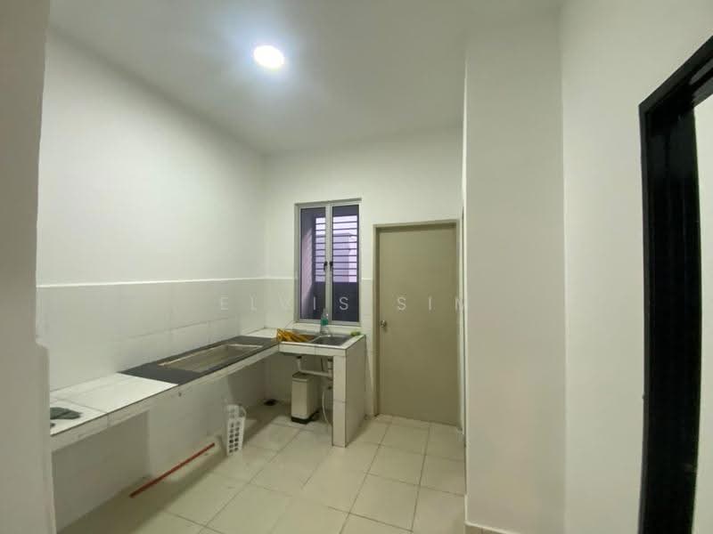 2-storey Terraced House for Rent in Pasir Gudang (Johor) - Elvis Sim - Kitchen - PropertyGuru.com.my