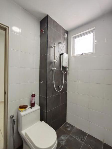 2-storey Terraced House for Rent in Pasir Gudang (Johor) - Elvis Sim - Bathroom - PropertyGuru.com.my