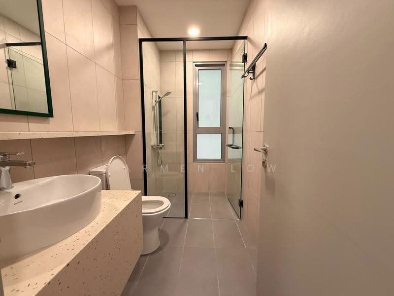 Kediaman Servis untuk Dijual di The Meg Serviced Residence - Carmen Low - Bathroom - PropertyGuru.com.my