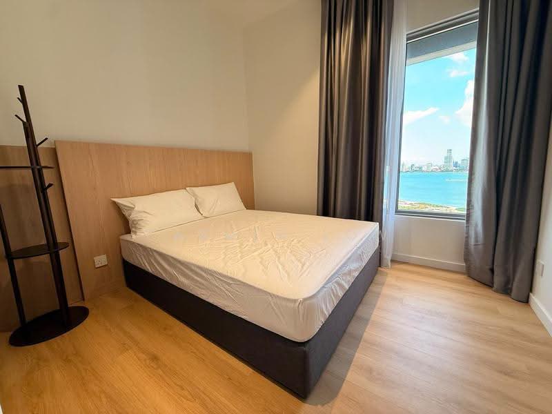 Kediaman Servis untuk Dijual di The Meg Serviced Residence - Carmen Low - Bedroom - PropertyGuru.com.my