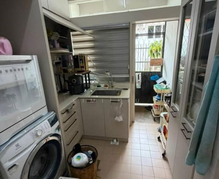 Rumah Teres 1.5-Tingkat untuk Dijual di Taman Molek (Johor Bahru) - Kimi Kiu - Kitchen - PropertyGuru.com.my