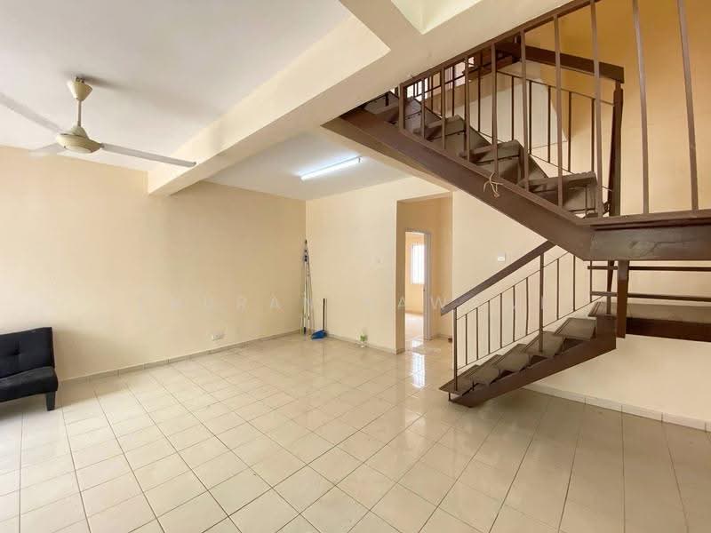 2-storey Terraced House for Sale in Bandar Baru Bangi (Selangor) - Fauran Nawawi - Living Room - PropertyGuru.com.my