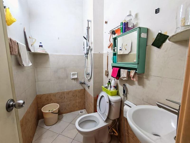 1-storey Terraced House for Sale in Iskandar Puteri (Nusajaya) (Johor) - Inez Ng - Bathroom - PropertyGuru.com.my