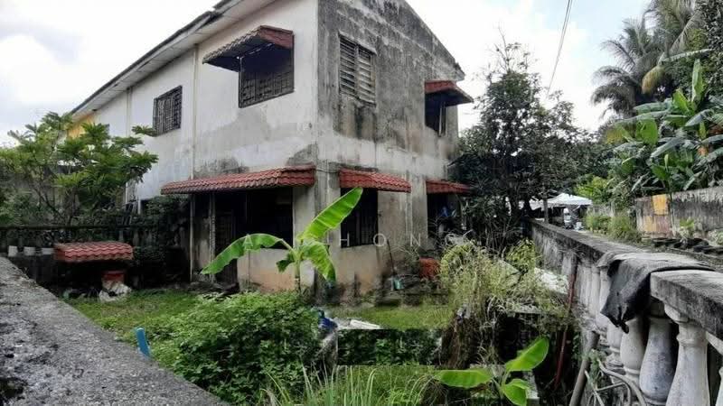 2-storey Terraced House for Sale in Taman Impian Ehsan (Balakong) - A Chong - Exterior - PropertyGuru.com.my