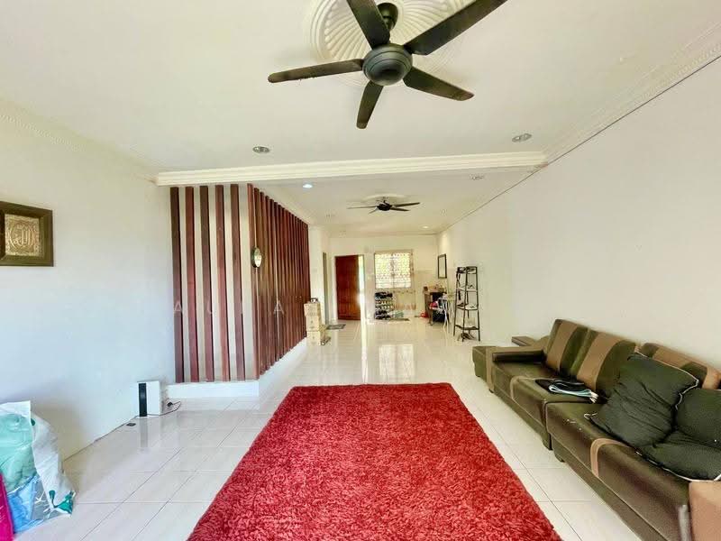 Rumah Teres 3-Tingkat untuk Dijual di Selayang (Selangor) - Fauran Nawawi - Living Room - PropertyGuru.com.my