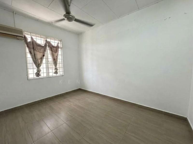 Apartment for Rent at Subang Perdana Goodyear Court 6 - Kenix Lee - Interior - PropertyGuru.com.my