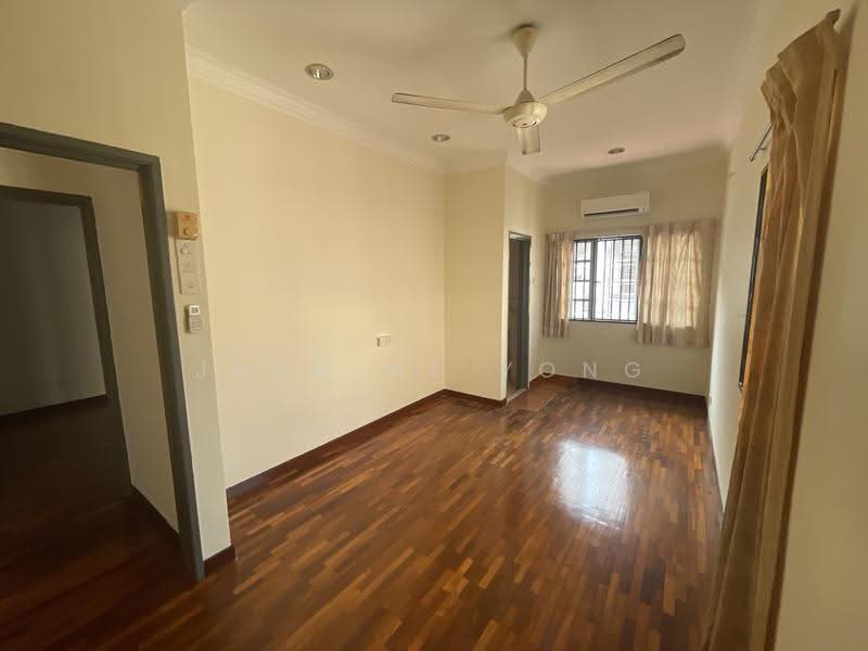 Rumah Teres untuk Dijual di Bukit Rahman Putra (Sungai Buloh) - Jasmine Yong - PropertyGuru.com.my