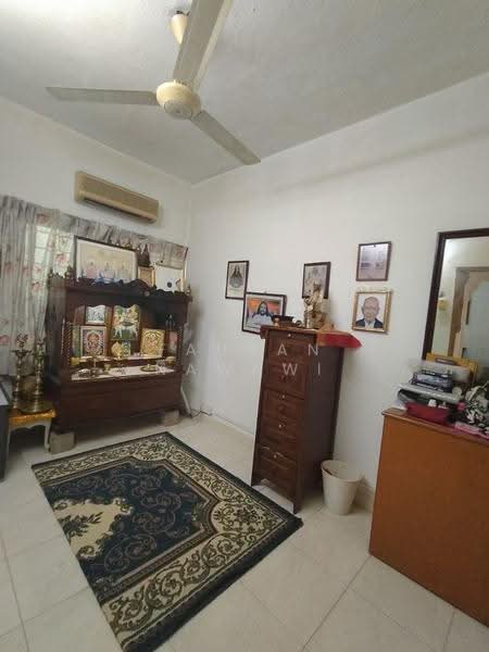 Rumah Teres 2-Tingkat untuk Dijual di Taman Sri Watan (Ampang) - Fauran Nawawi - PropertyGuru.com.my
