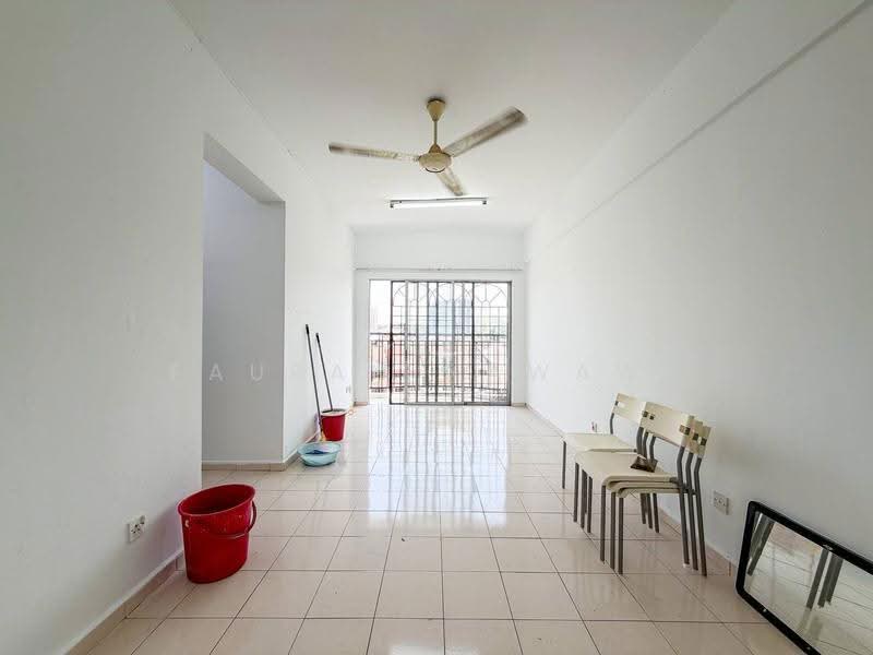 Apartment for Sale at Pangsapuri Cemara - Fauran Nawawi - Living Room - PropertyGuru.com.my