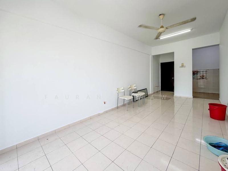 Apartment for Sale at Pangsapuri Cemara - Fauran Nawawi - Living Room - PropertyGuru.com.my